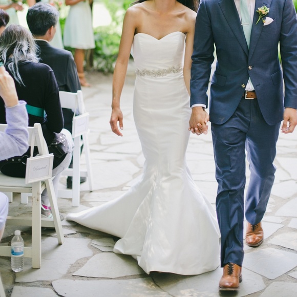 Nicole Miller Dakota Wedding Dress size 2 - Picture 2 of 7